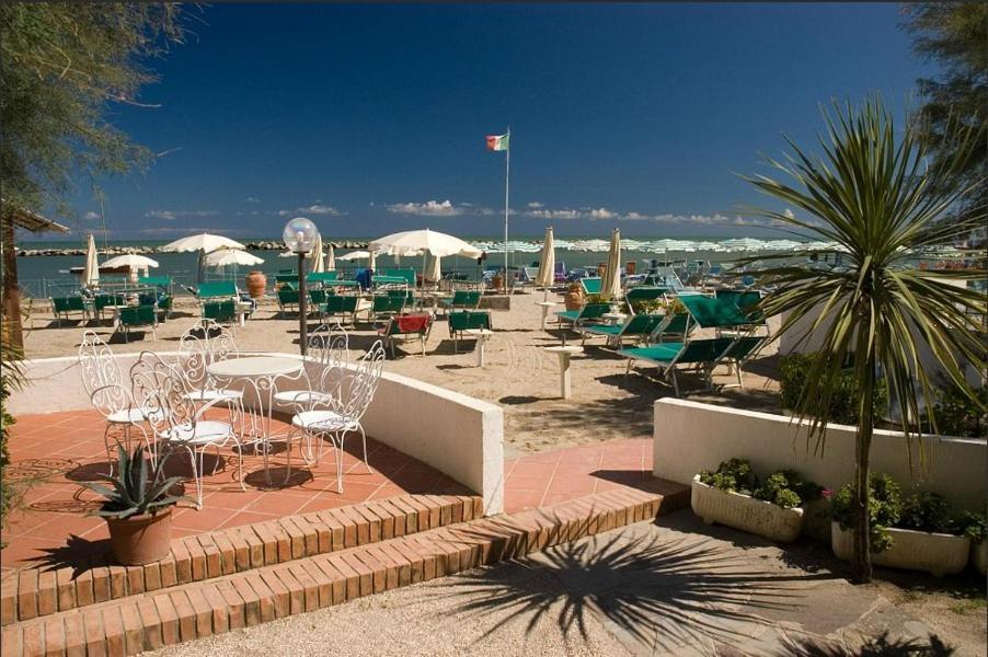 Hotel Napoleon San Mauro Mare Екстер'єр фото