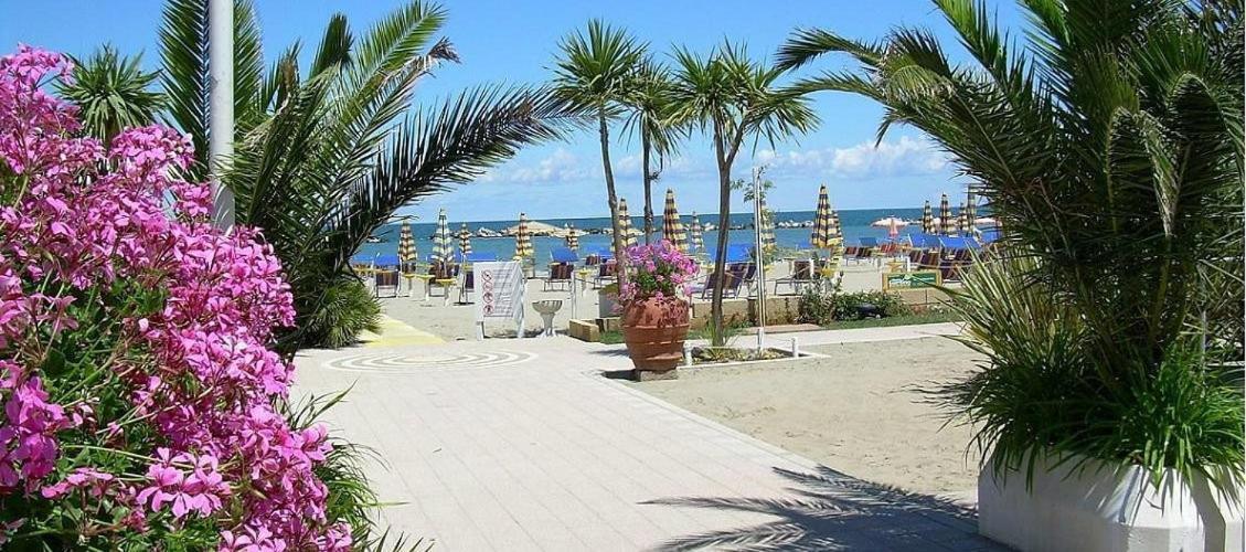 Hotel Napoleon San Mauro Mare Екстер'єр фото