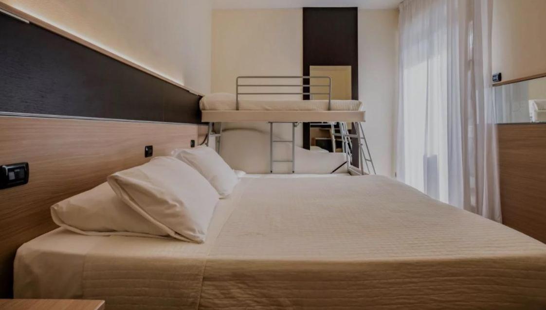 Hotel Napoleon San Mauro Mare Екстер'єр фото